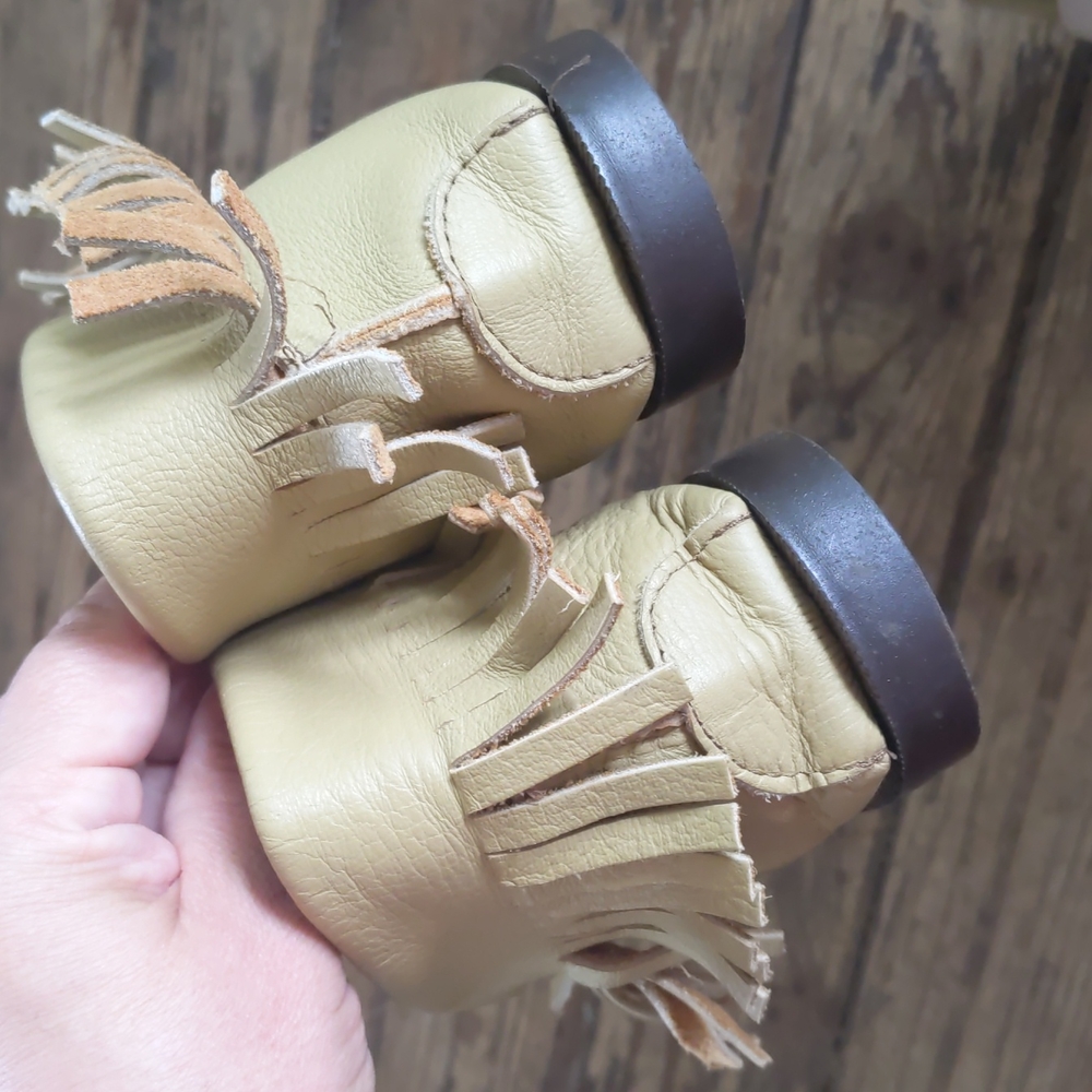 Minnetonka Moccasinsoccasins - Picture 8 of 8